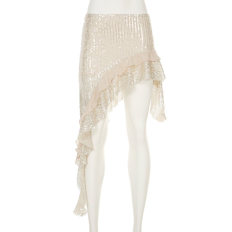 Sophisticated Garment with a Clean Classic Look