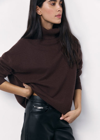 Beautifully Crafted Sweater in a Classic Style