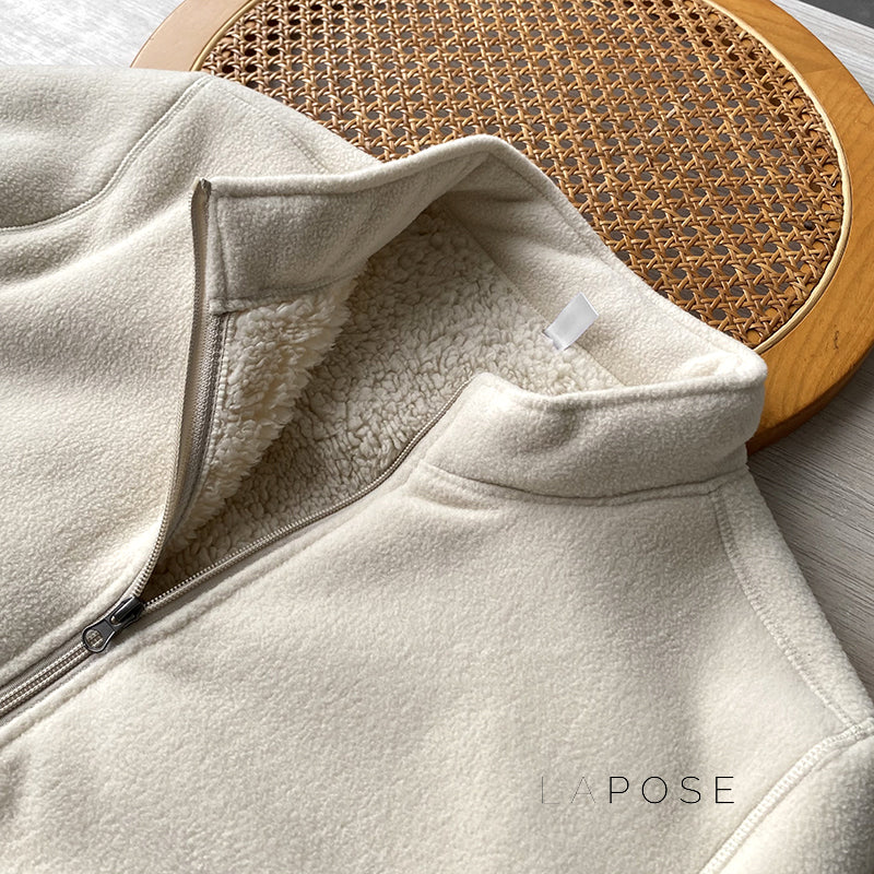 Elegantly Styled Jacket for Everyday Wear
