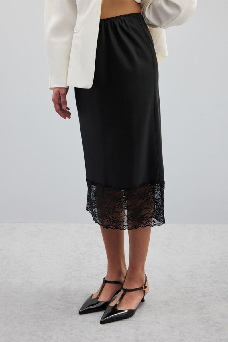 Classic Vintage & Enduringly Stylish Garment