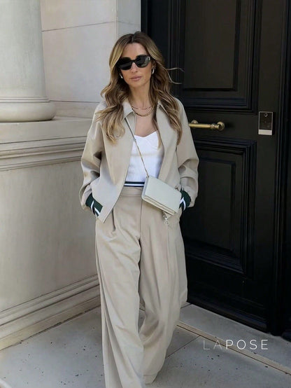 Well Tailored Jacket with a Graceful Silhouette