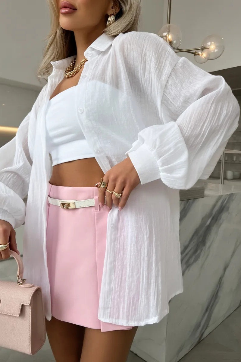 Well Tailored Blouse with a Graceful Silhouette