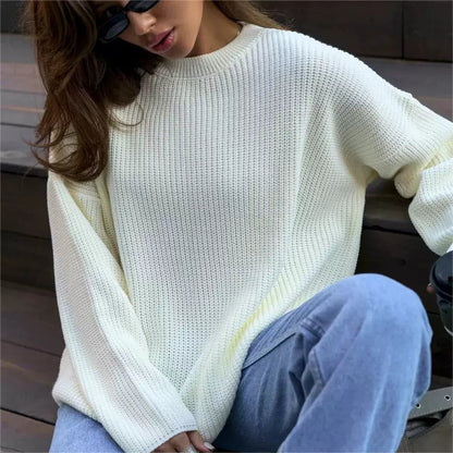 Well Tailored Sweater with a Graceful Silhouette