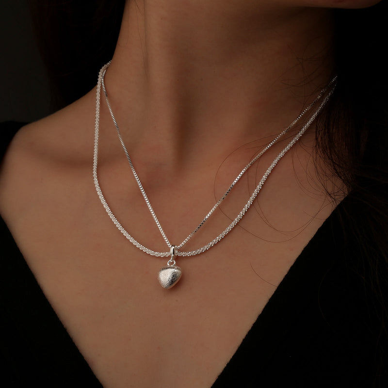 Effortlessly Elegant Garment with a Timeless Design