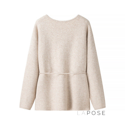 Gracefully Styled Cardigan for Any Occasion