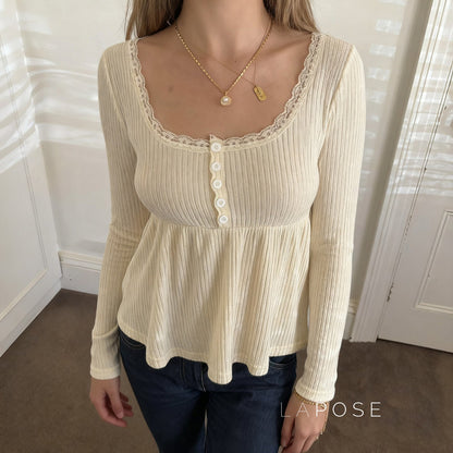 Polished Top with an Effortless Classic Look