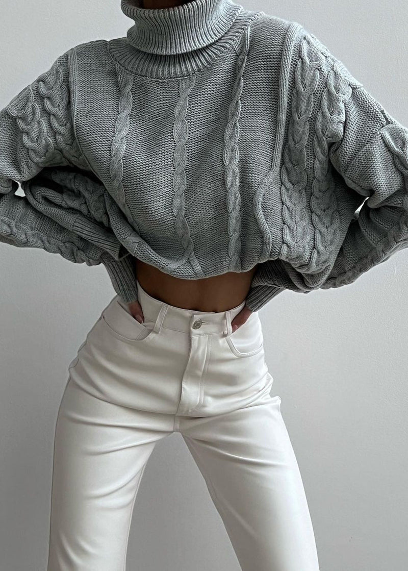 Beautifully Crafted Sweater in a Classic Style