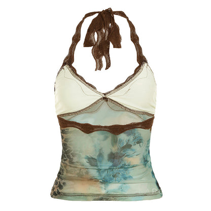 Well Tailored Top with a Graceful Silhouette