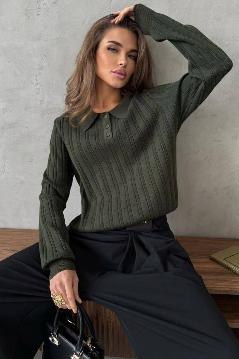 Elegantly Styled Blouse for Everyday Wear