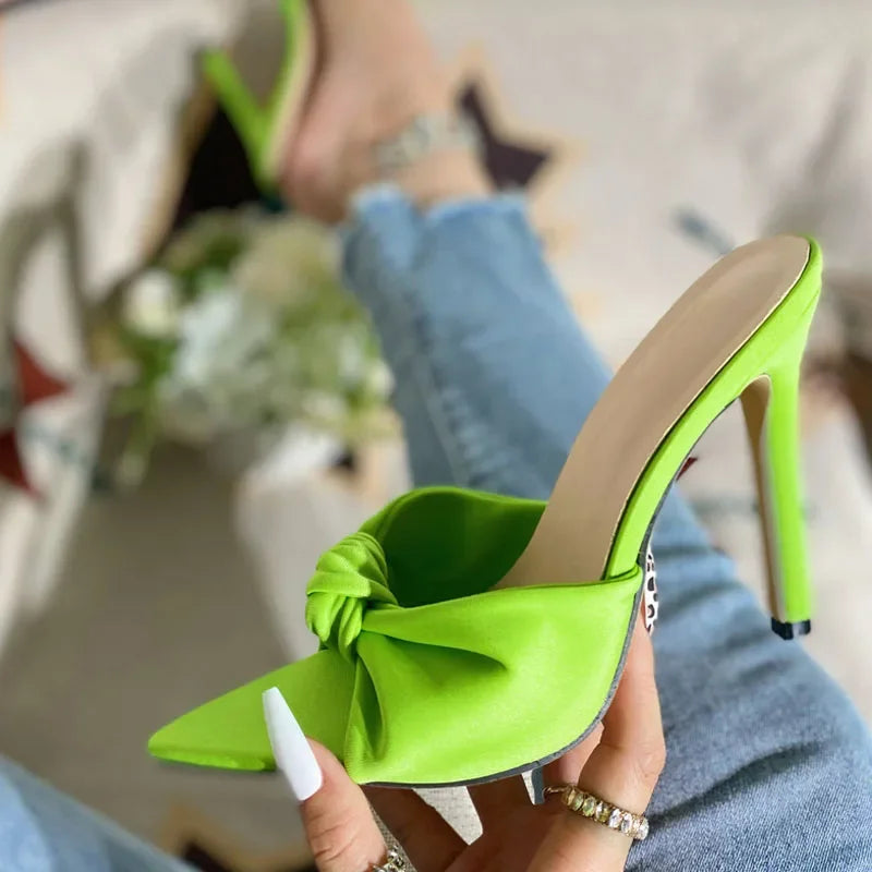 A Vintage Style Heels with Delicate Timeless Details