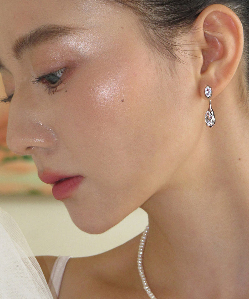 Silvery Teardrop Shape Sparkling Zircon Drop Earrings
