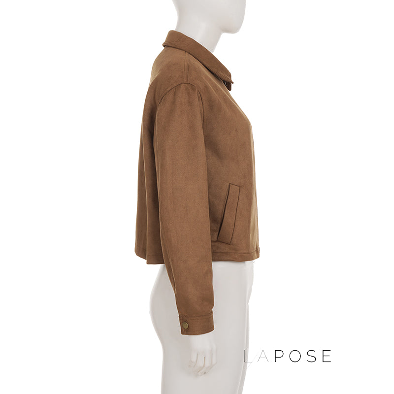 Effortlessly Elegant Jacket with a Timeless Design