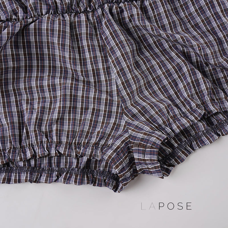 Well Tailored Garment with a Graceful Silhouette