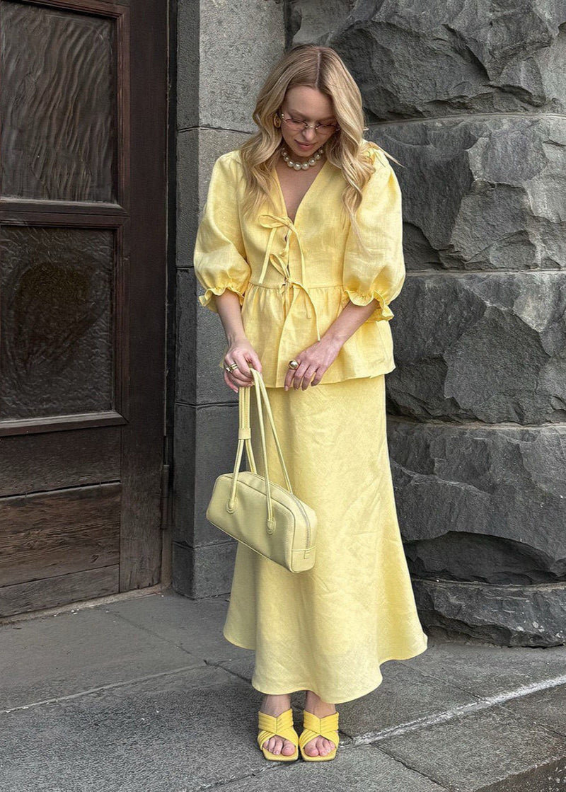 Gracefully Styled Garment for Any Occasion
