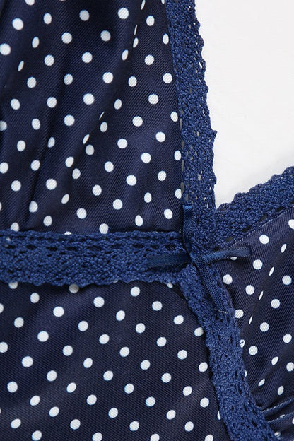 Beautifully Finished Top in a Timeless Design