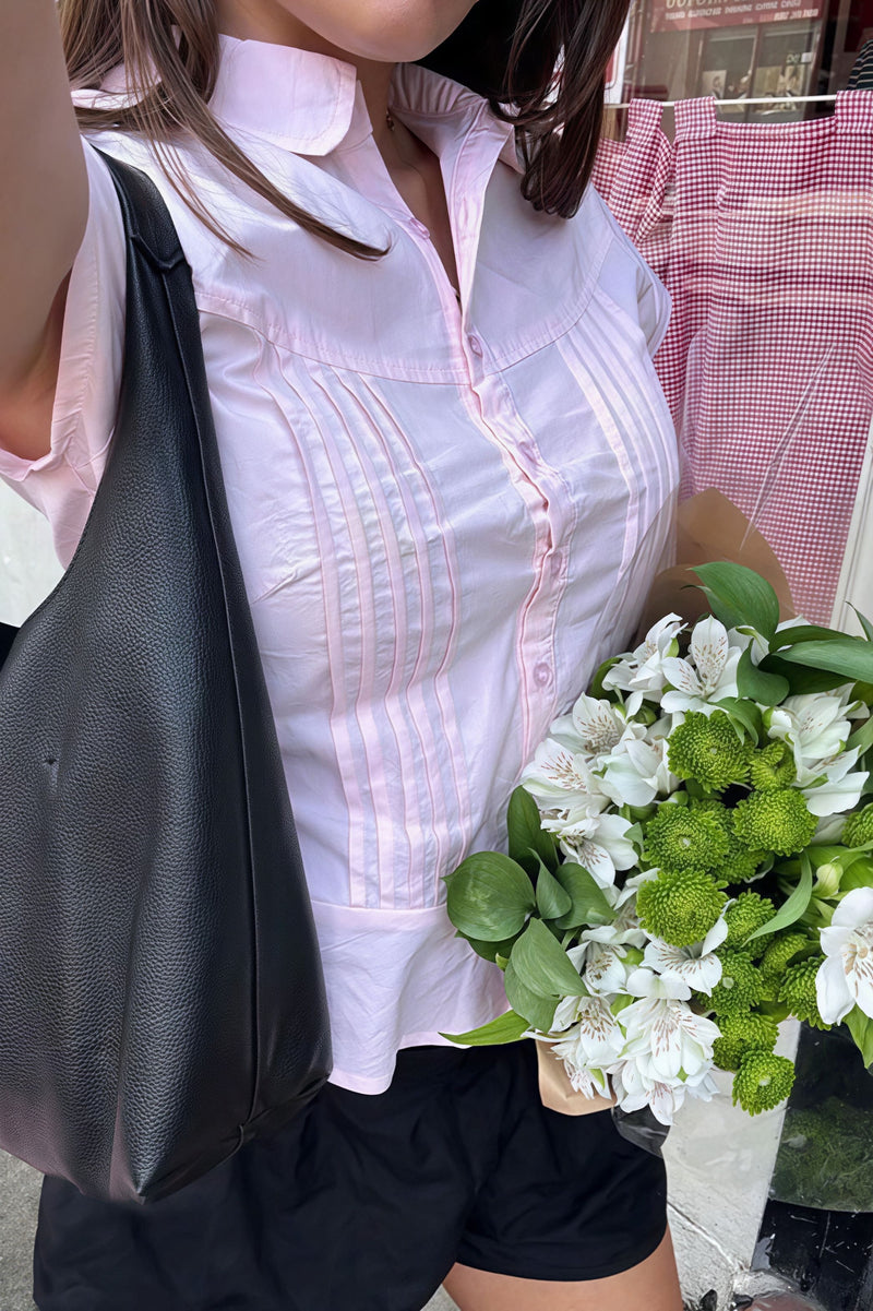 Elegantly Styled Blouse for Everyday Wear