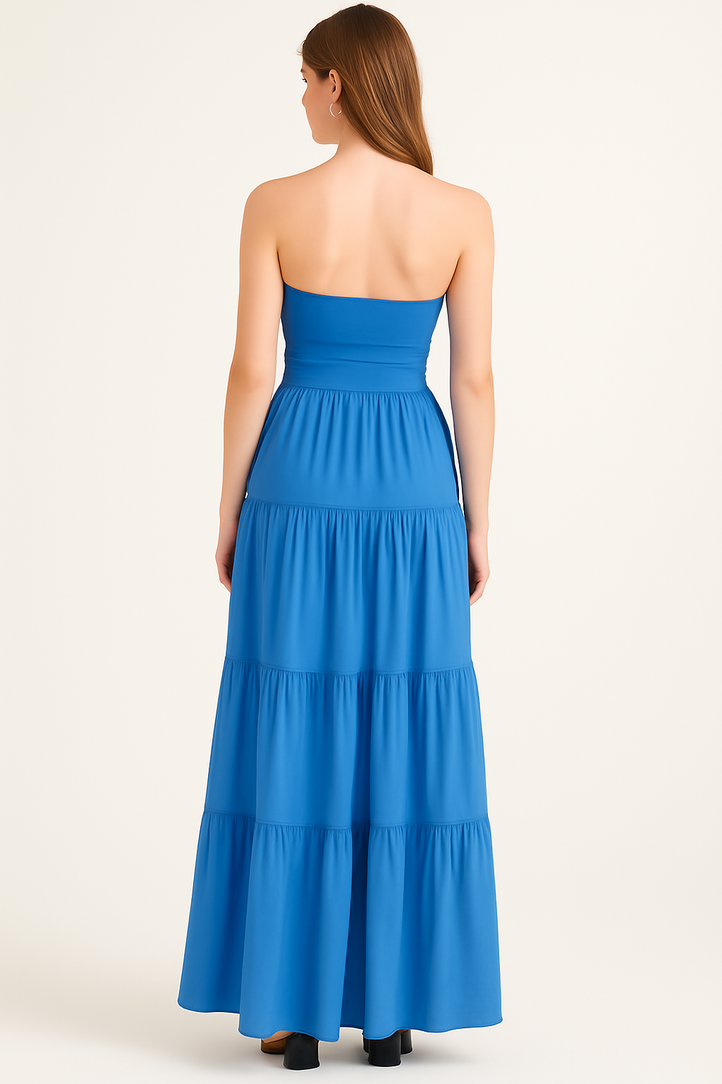 Beautifully Finished Dress in a Timeless Design