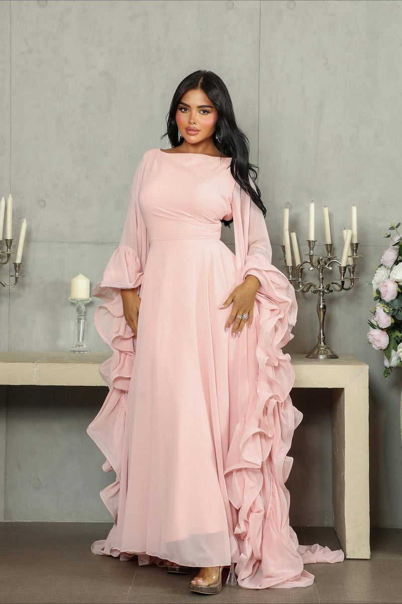 Beautifully Finished Dress in a Timeless Design