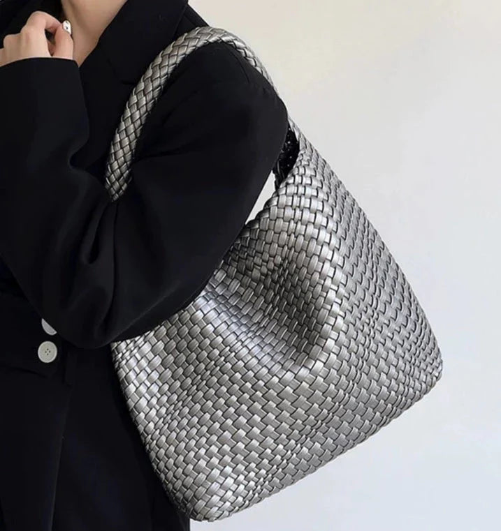 Beautifully Crafted Bag in a Classic Style
