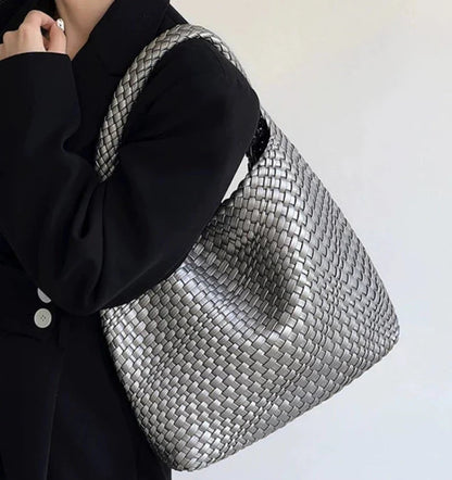 Beautifully Crafted Bag in a Classic Style