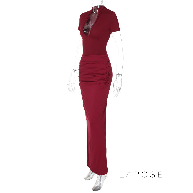 Effortlessly Elegant Dress with a Timeless Design
