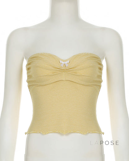 Well Tailored Top with a Graceful Silhouette