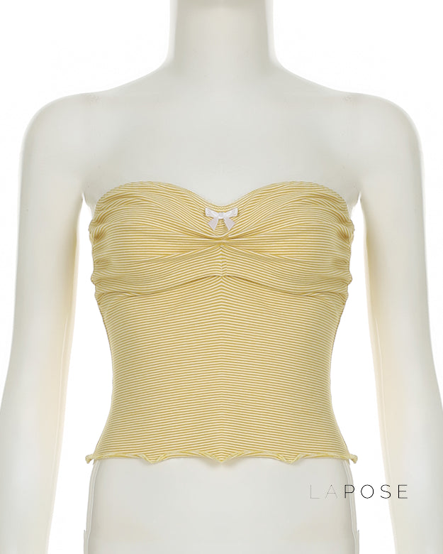 Well Tailored Top with a Graceful Silhouette
