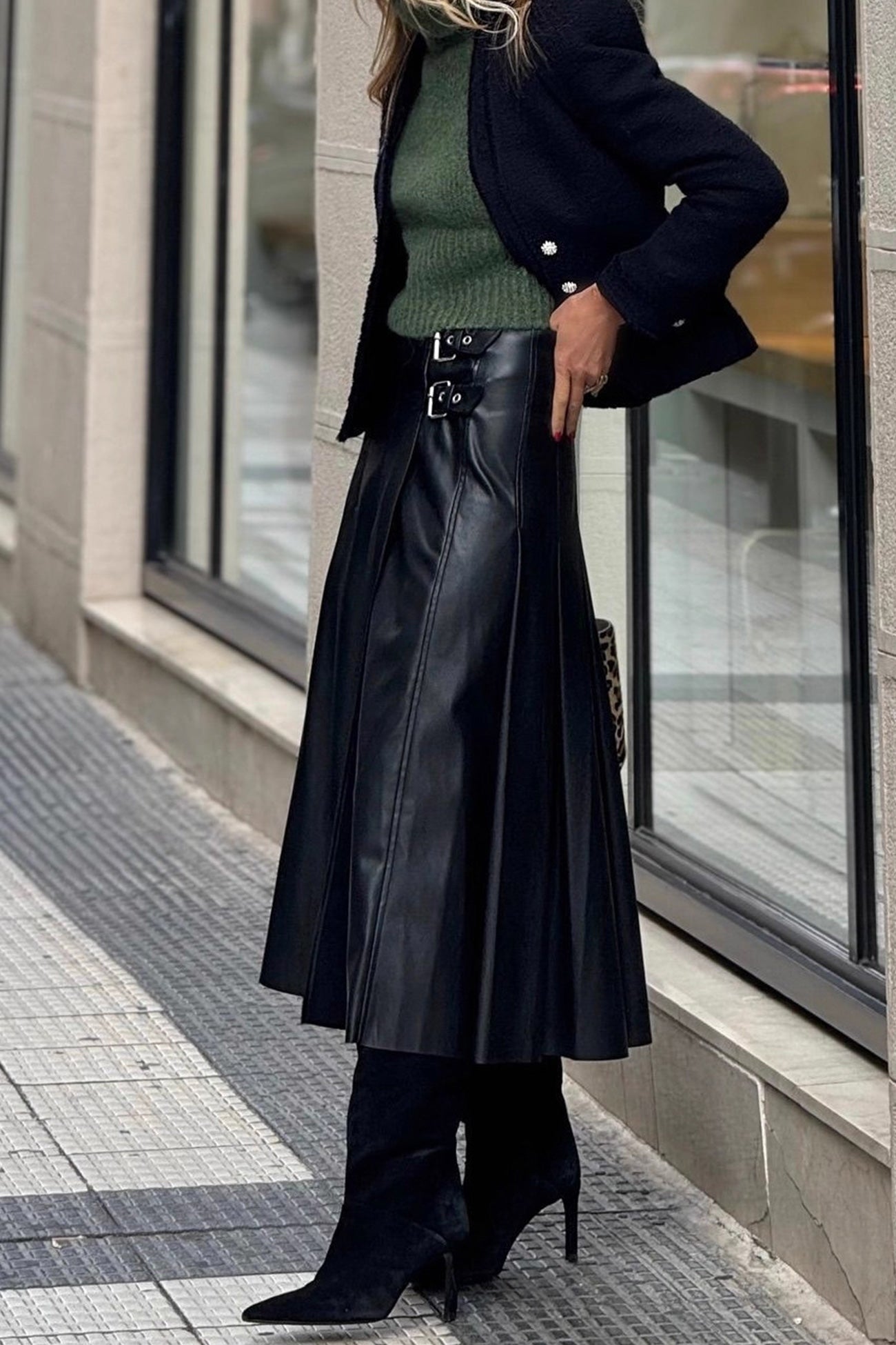 Well Tailored Garment with a Graceful Silhouette