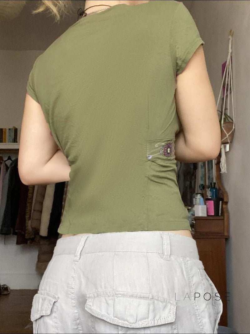 Classic Vintage & Enduringly Stylish Top