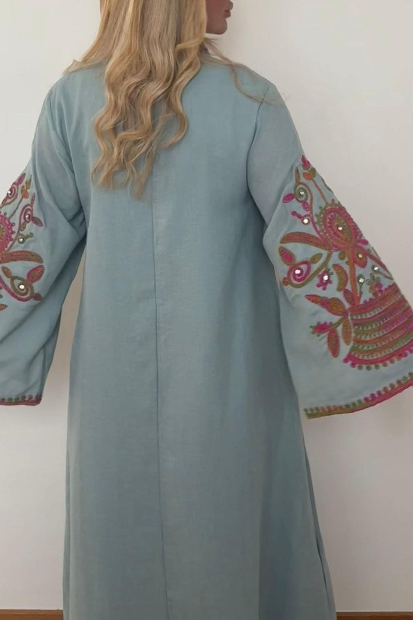 Well Tailored Garment with a Graceful Silhouette