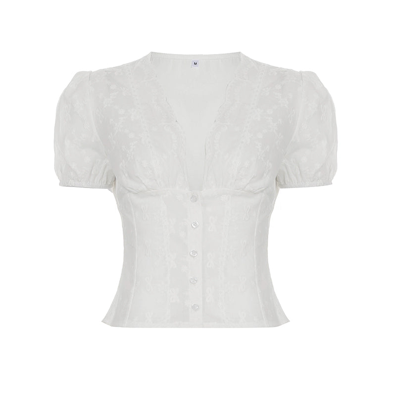 Effortlessly Elegant Blouse with a Timeless Design