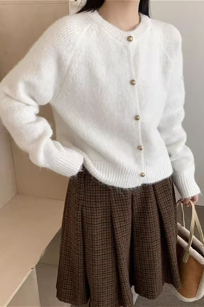 Gracefully Designed Cardigan