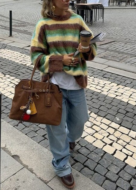 Classic Vintage Sweater with a Flattering Fit