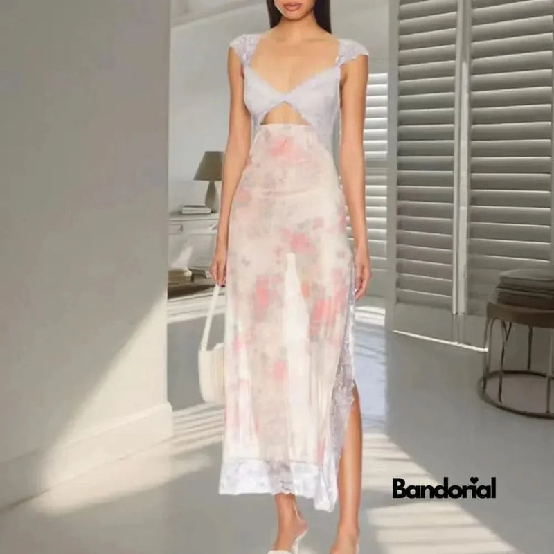 Beautifully Crafted Dress in a Classic Style
