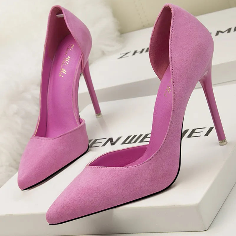 Polished Heels with an Effortless Classic Look