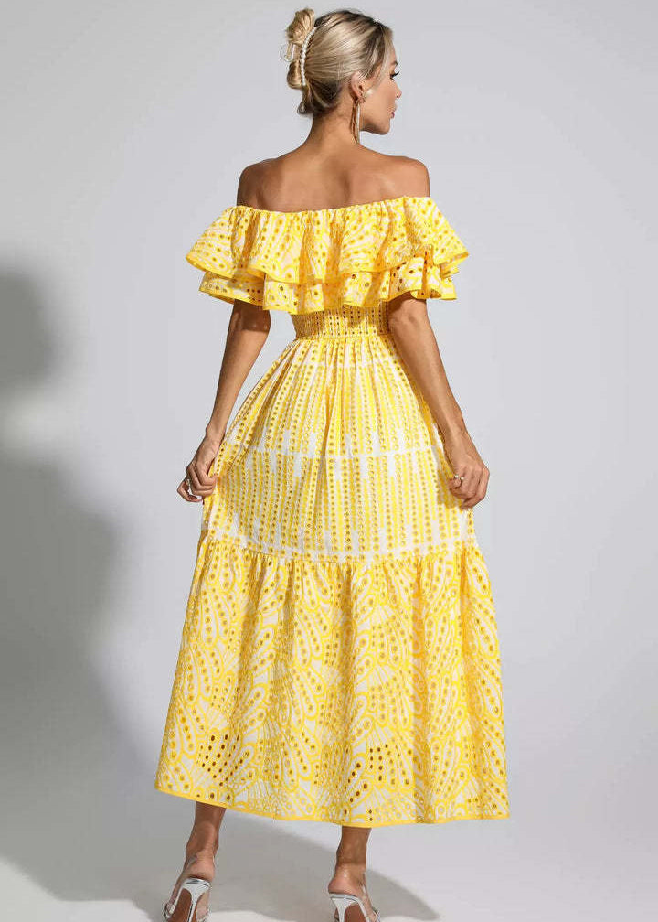 Effortlessly Elegant Dress with a Timeless Design