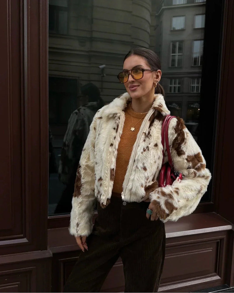 Classic Vintage & Enduringly Stylish Coat