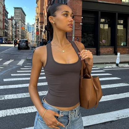 Effortlessly Elegant Top with a Timeless Design
