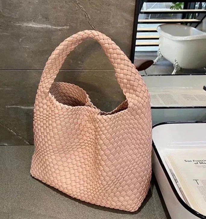 Beautifully Crafted Bag in a Classic Style