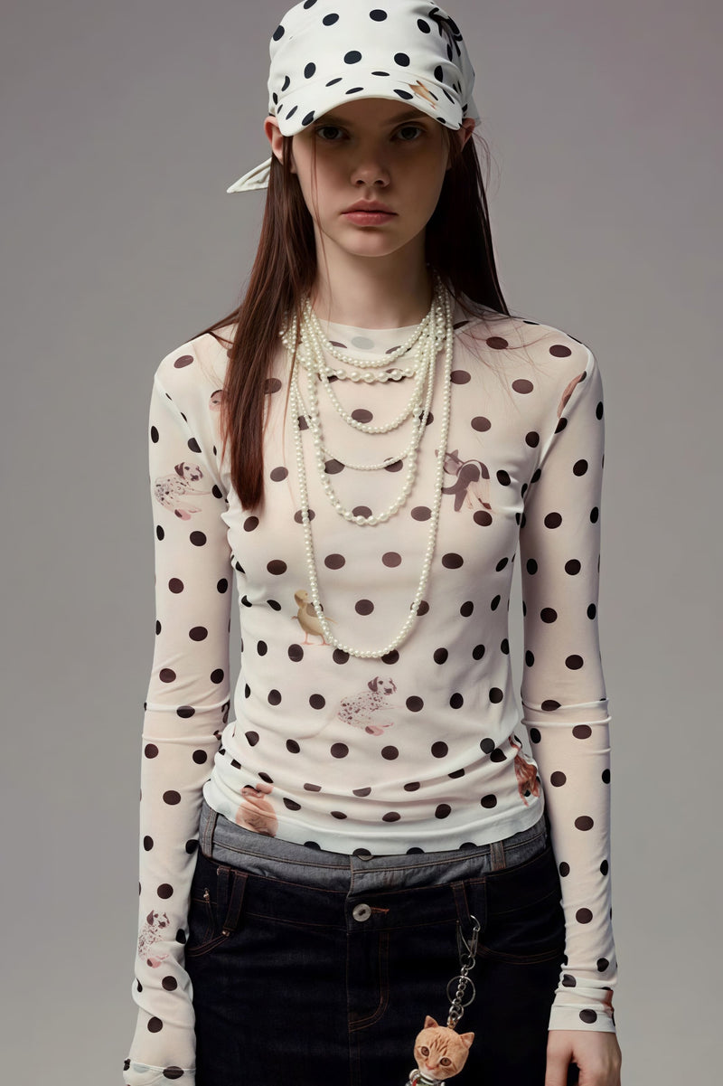 Well Tailored Blouse with a Graceful Silhouette