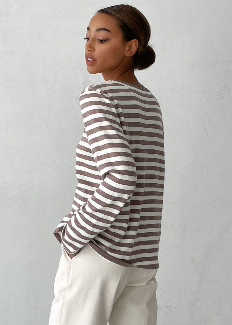 Classic Vintage & Enduringly Stylish Top