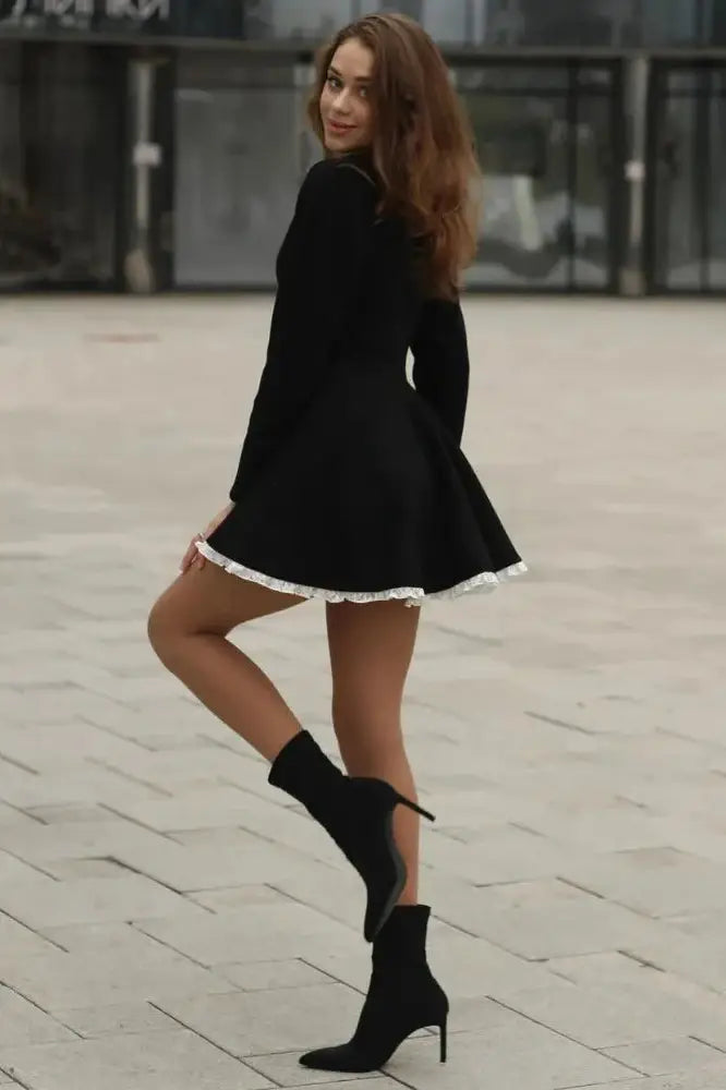 Gracefully Styled Dress for Any Occasion
