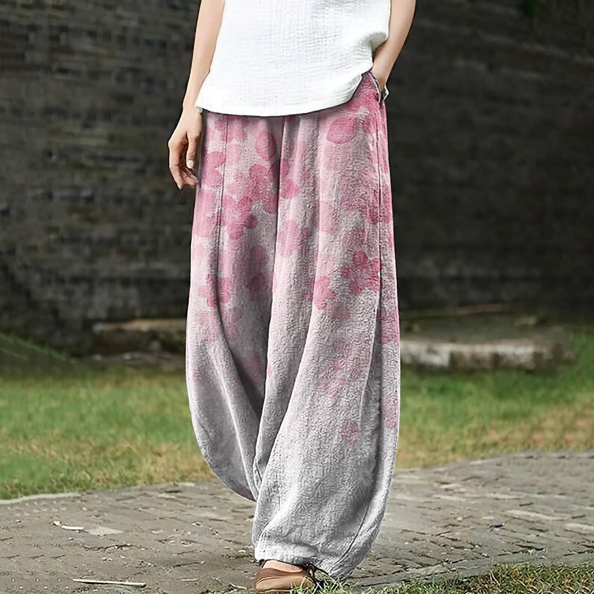 Women's Sakura Art Pocket Loose Casual Pants elevenforest