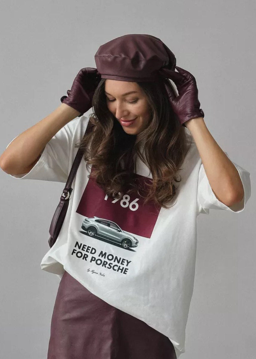 Beautifully Finished T-Shirt in a Timeless Design