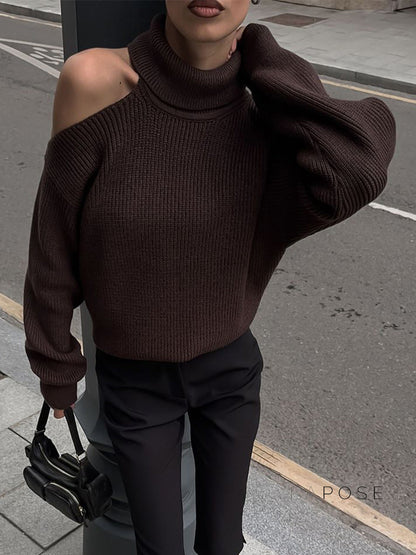 Well Tailored Sweater with a Graceful Silhouette