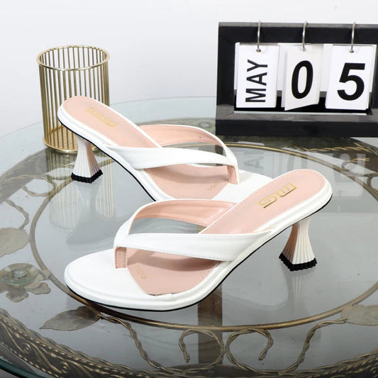 A Vintage Style Heels with Delicate Timeless Details