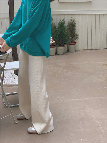 Sophisticated Pants with a Clean Classic Look