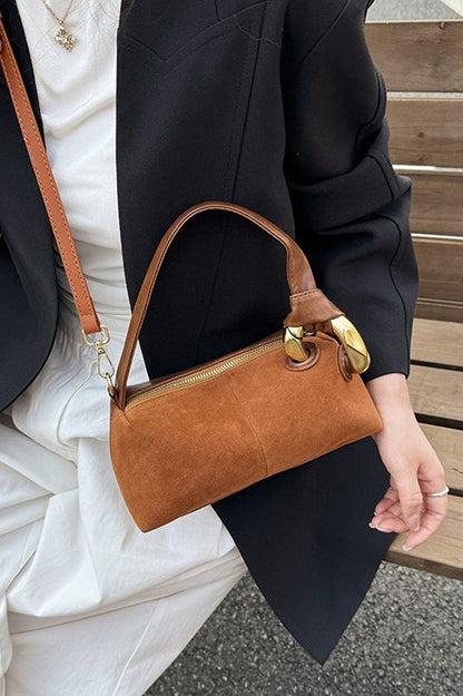 Beautifully Finished Bag in a Timeless Design