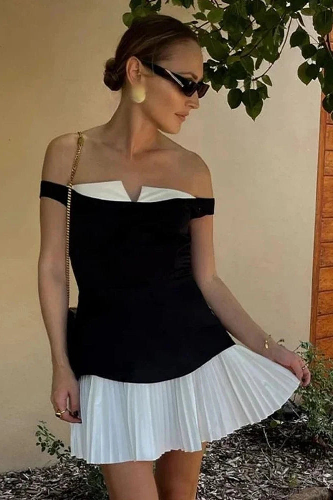 Well Tailored Dress with a Graceful Silhouette