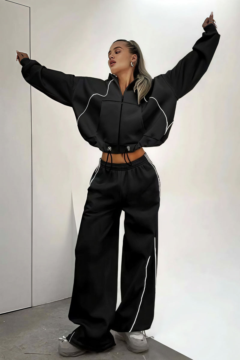 Effortlessly Elegant Garment with a Timeless Design